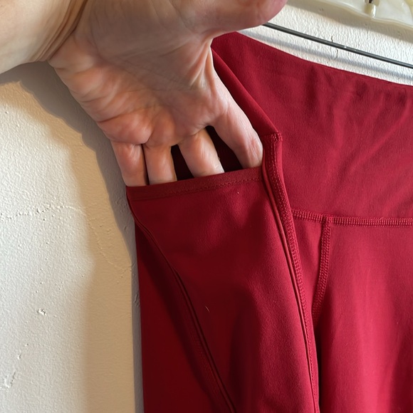 Brooks running capris - Picture 3 of 6